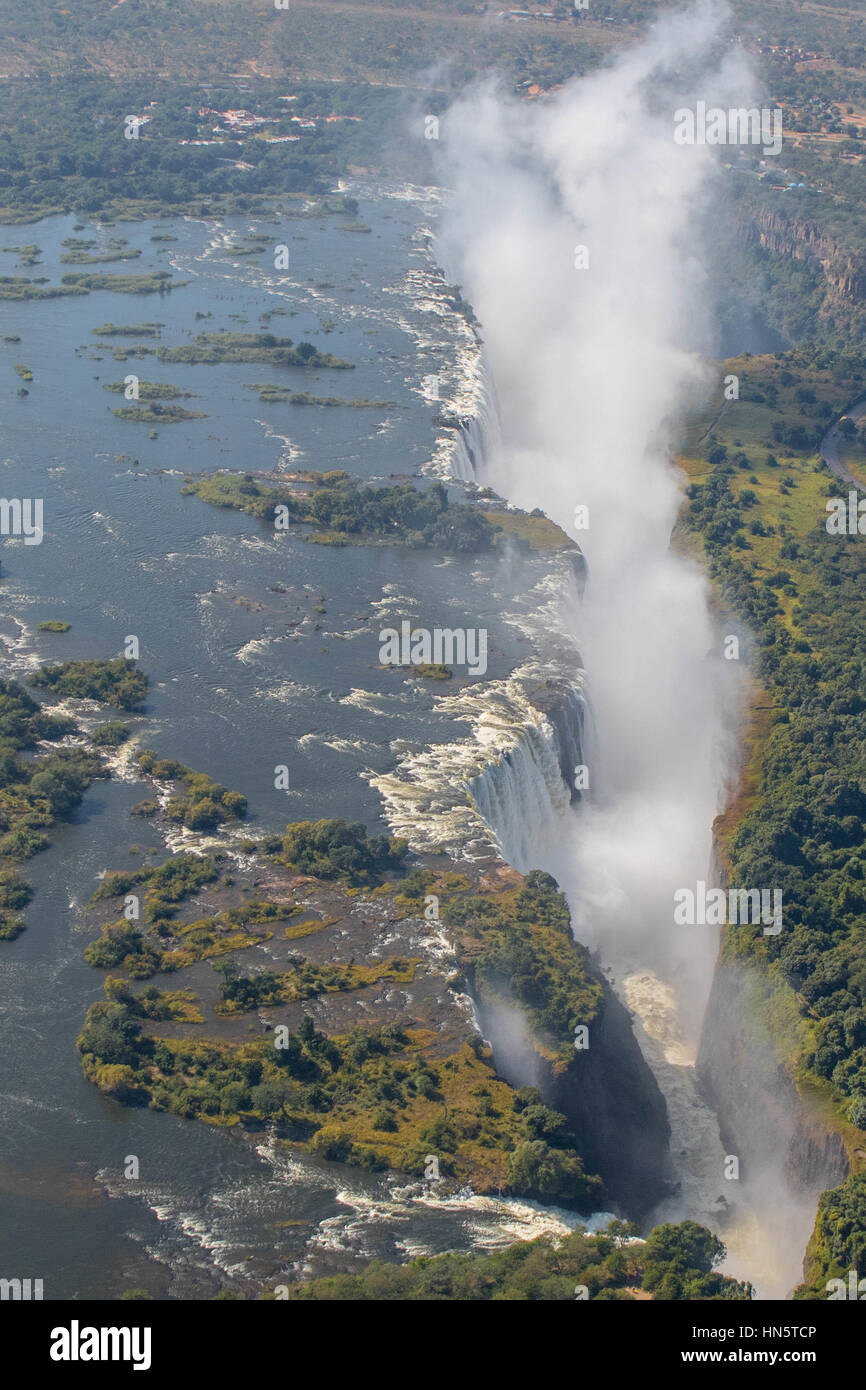 Victoria Falls Wasserfall im Zambezi, Schlucht in Simbabwe, Südafrika, Afrika Stockfoto