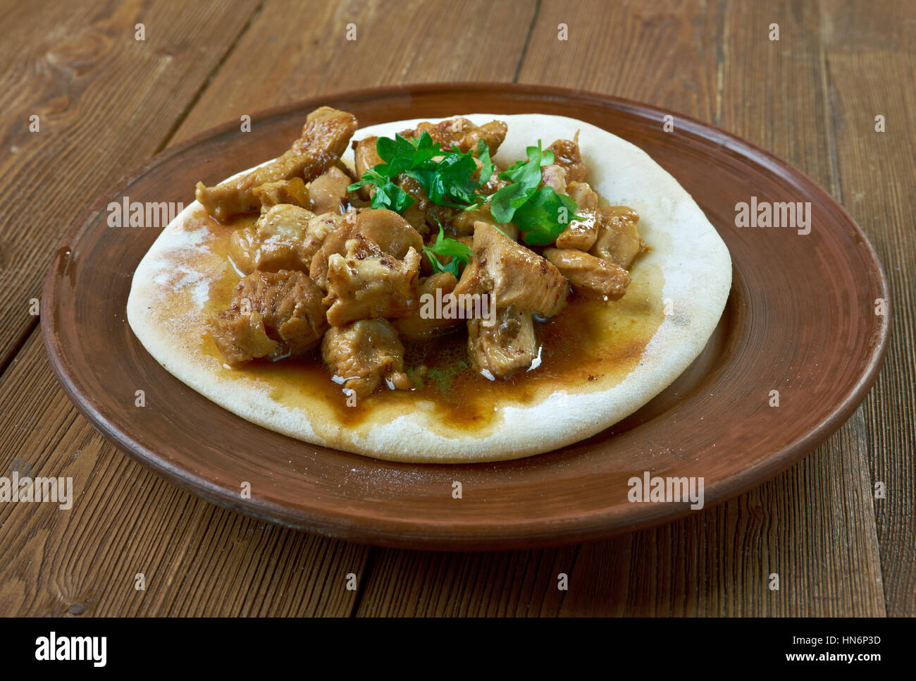 Torta de Gazpacho - Art von Torta oder Fladenbrot, benutzt, um ein Gericht namens Gazpacho in La Mancha und südöstlichen Spanien vorzubereiten. Stockfoto