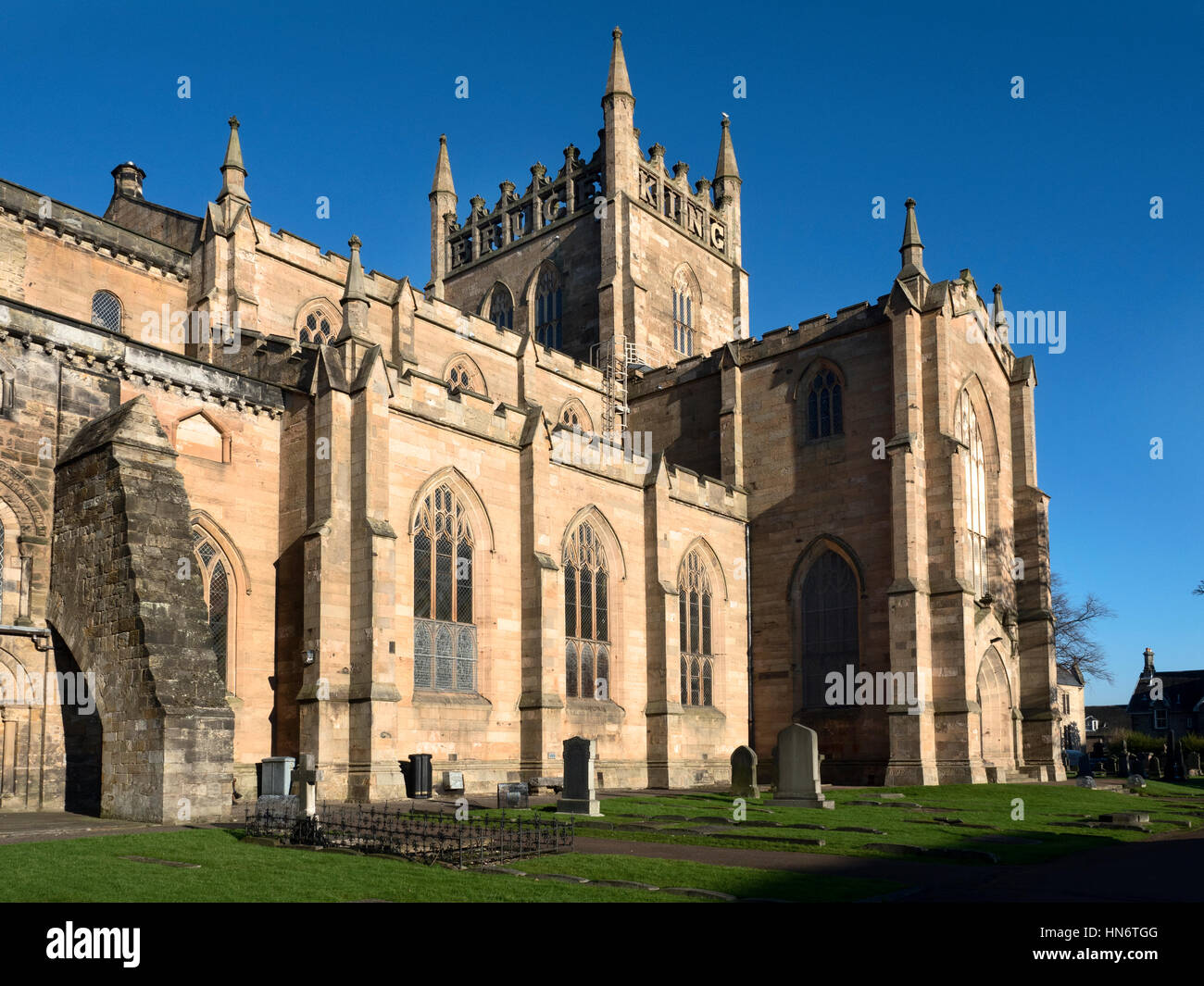 Abtei Pfarrkirche und Bruce Turm in Dunfermline Abtei Dunfermline Fife Schottland Stockfoto