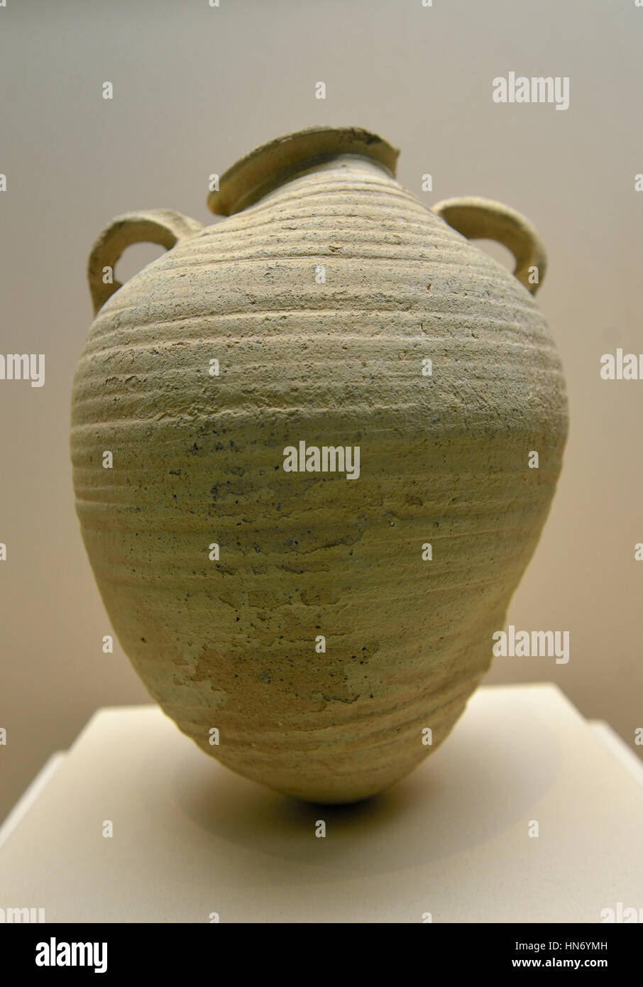 Keramik Glas. Mada'in Saleh. 2.-4. Jahrhundert CER. Al-'Ula Museum. Saudi-Arabien. Stockfoto