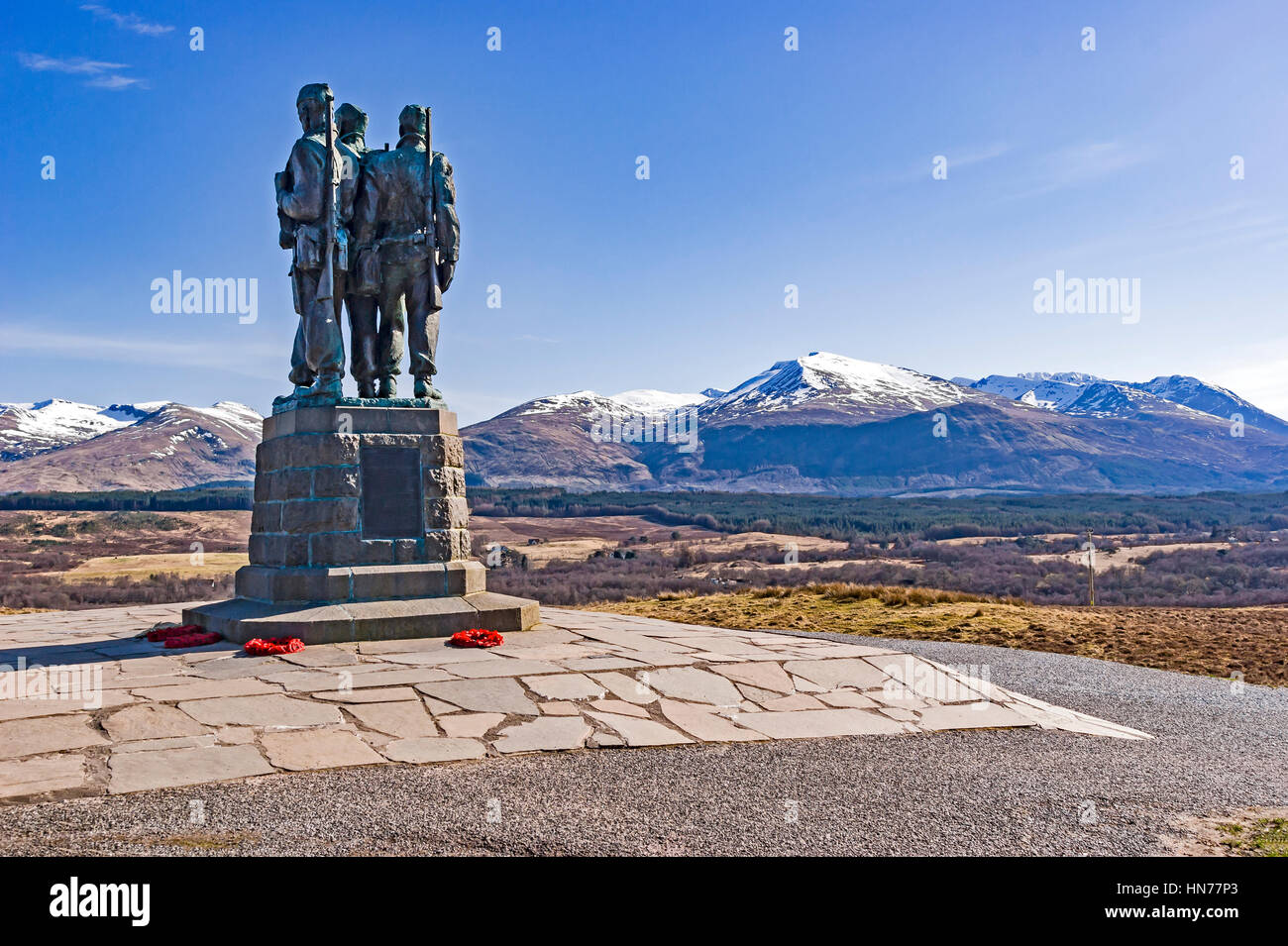 Kommando War Memorial in der Nähe von Spean Bridge westlichen Highlands von Schottland mit den Soldaten, die mit Blick auf ihre Ben Nevis Range Berg Trainingsgelände Stockfoto