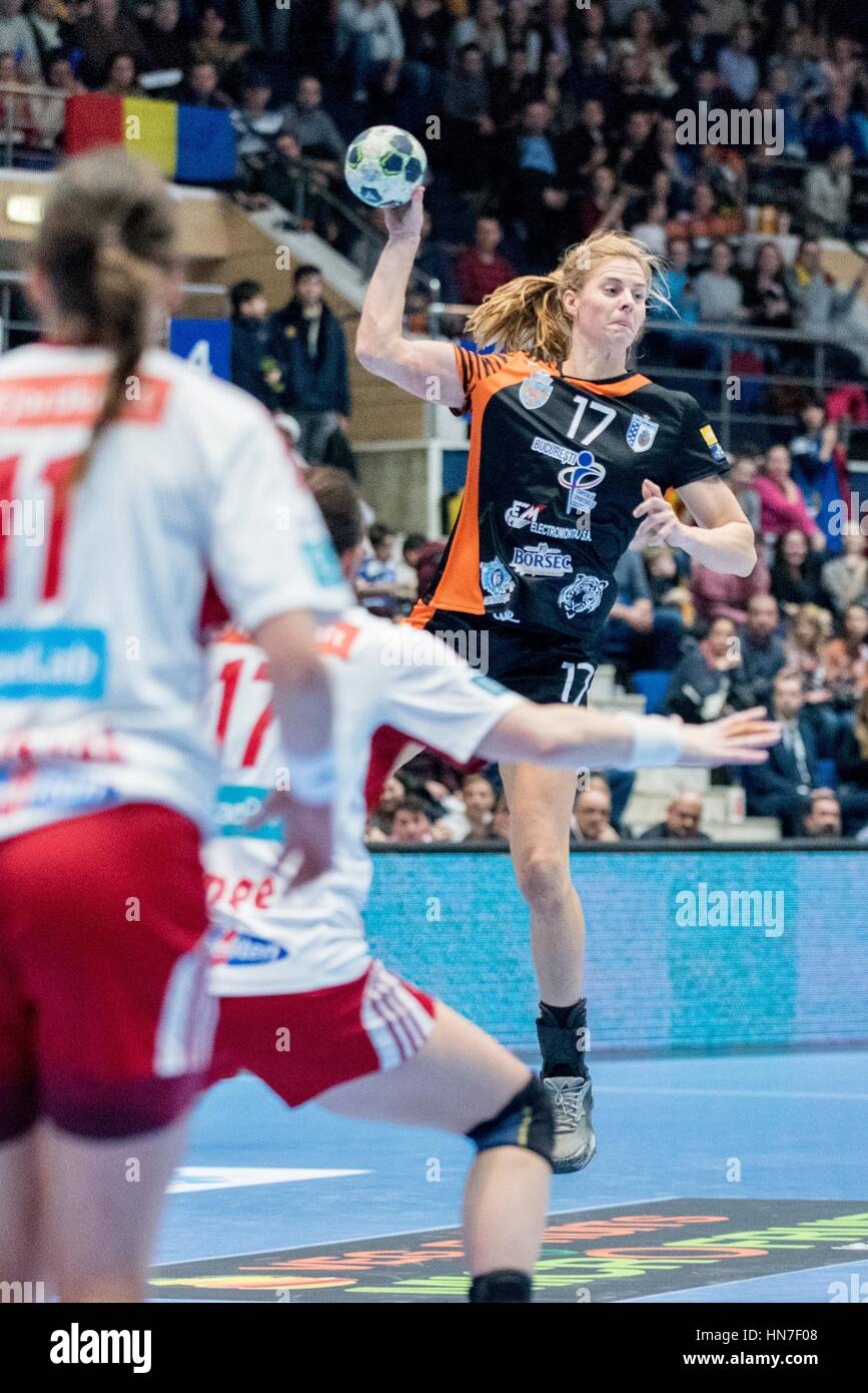 27. Januar 2017: Linnea Torstensson #17 von CSM Bukarest während der EHF Champions League 2016-2017 Frauenfussball FC CSM Bukarest ROU bis Larvik (NOR) an Polyvalent Sporthalle, Bukarest, Rumänien ROU. Foto: CronosFoto/Catalin Soare Stockfoto