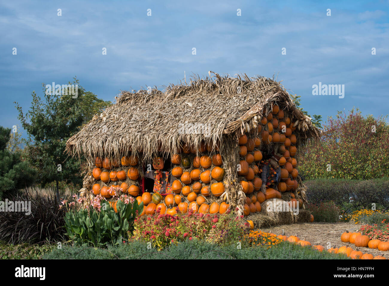 Chanhassen, Minnesota.  Minnesota Landschaft Arboretum. Haus von Kürbissen für die Herbst-Anzeige aus. Stockfoto