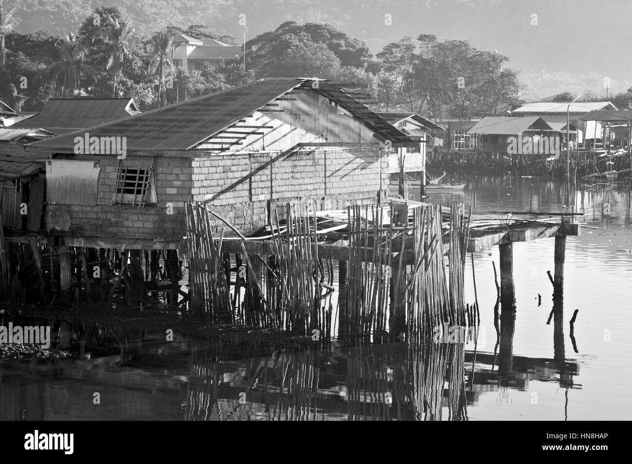 Philippinen-Haus in den Slums für arme Menschen Konzept von Armut und Verschlechterungen zu verwischen Stockfoto