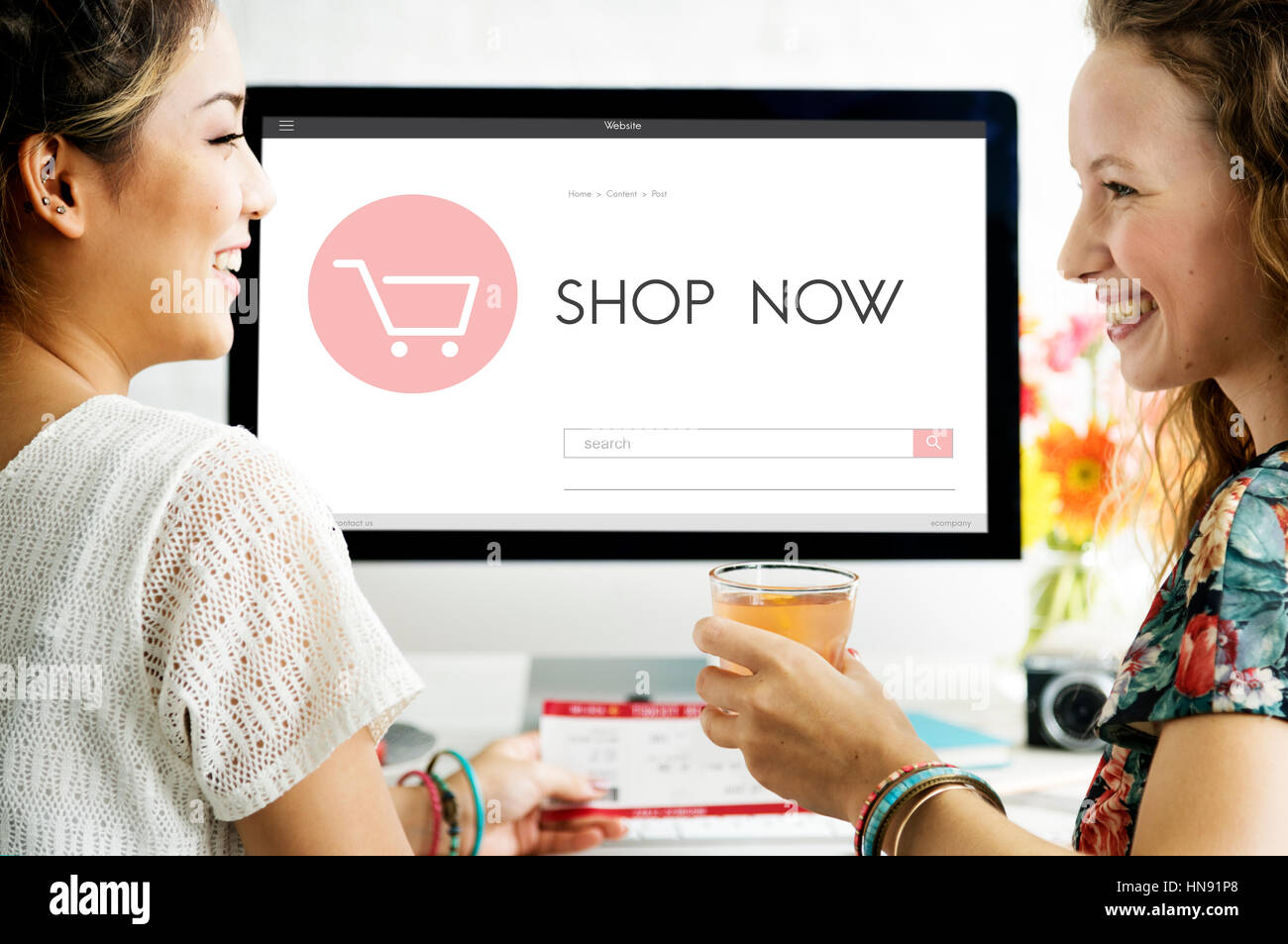 E-Commerce-Shop Online-Verkauf der Homepage Konzept Stockfoto