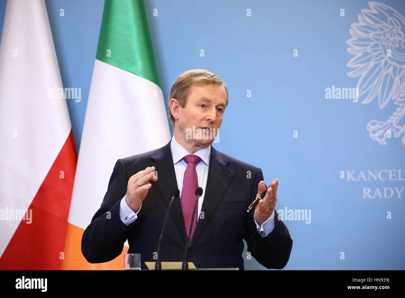 Grundierung Beata Szydlo statt gemeinsamen Pressekonferenz mit der irische Premierminister Enda Kenny in Warschau. (Foto von Jakob Ratz/Pacific Press) Stockfoto