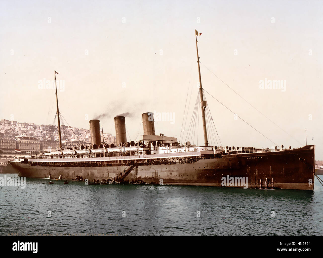 HAMBURG-Amerika-Ozeandampfer Normannia im Hafen von Algier um 1900 Stockfoto