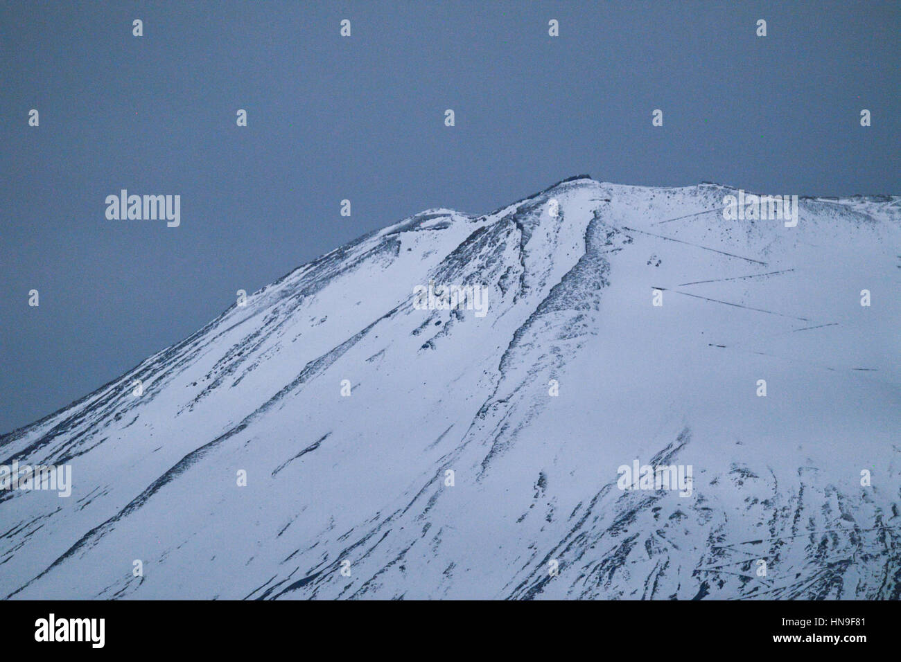 Nahaufnahme des Mount Fuji in der Nacht, Yamanashi Präfektur, Japan Stockfoto