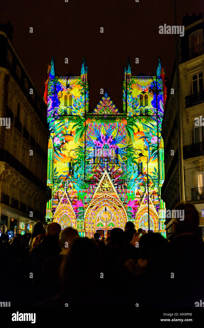 NANTES, Frankreich - 26. Dezember 2016: "L ' Odyssée des Rêves" Ton- und Lichtschau basiert auf "Arche Noah" von Alain Thomas... Stockfoto