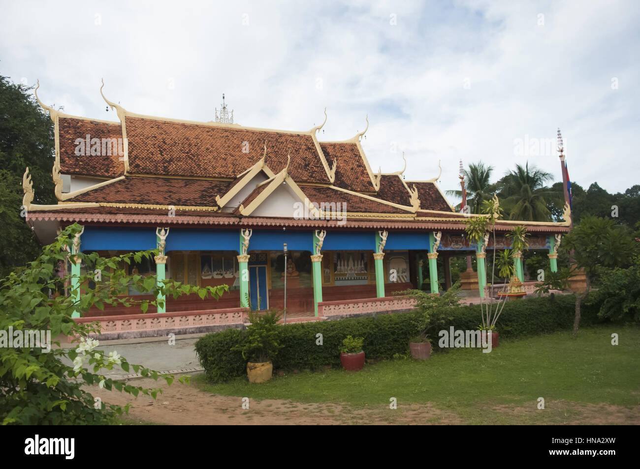 Moderne Tempel in der Nähe von Bakong Tempel, Roluos-Gruppe, Siem Reap, Kambodscha Stockfoto