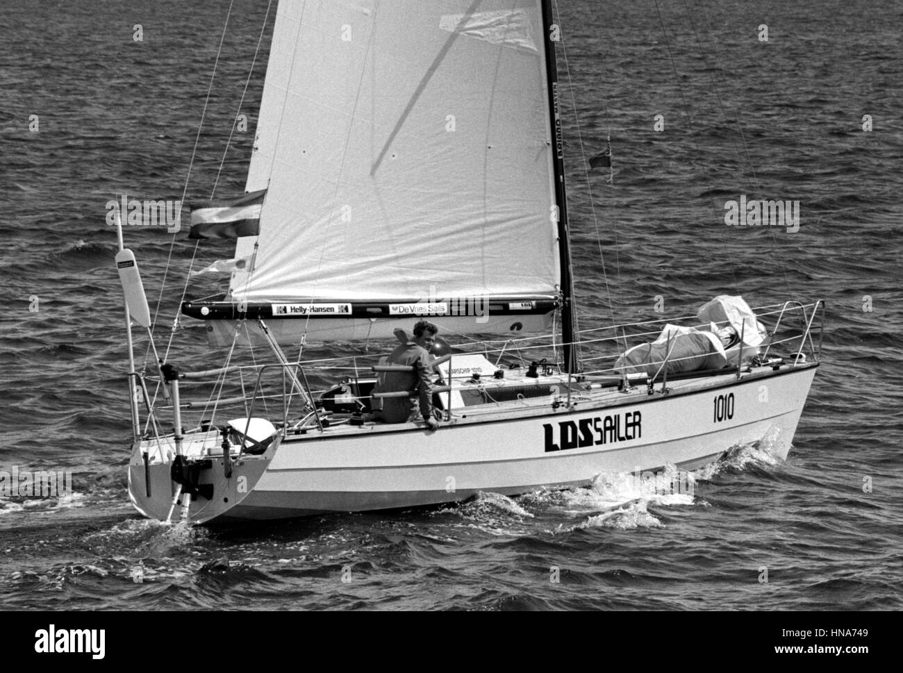 AJAXNETPHOTO. 2 JUNE,1984.PLYMOUTH, ENGLAND. -OSTAR RACE-LDS SAILER SKIPPERED DURCH HENK JUKKEMA (NED) PLATZIERT INSGESAMT 38.. FOTO: AJAX NEWS FOTOS REF: 840206 29 Stockfoto