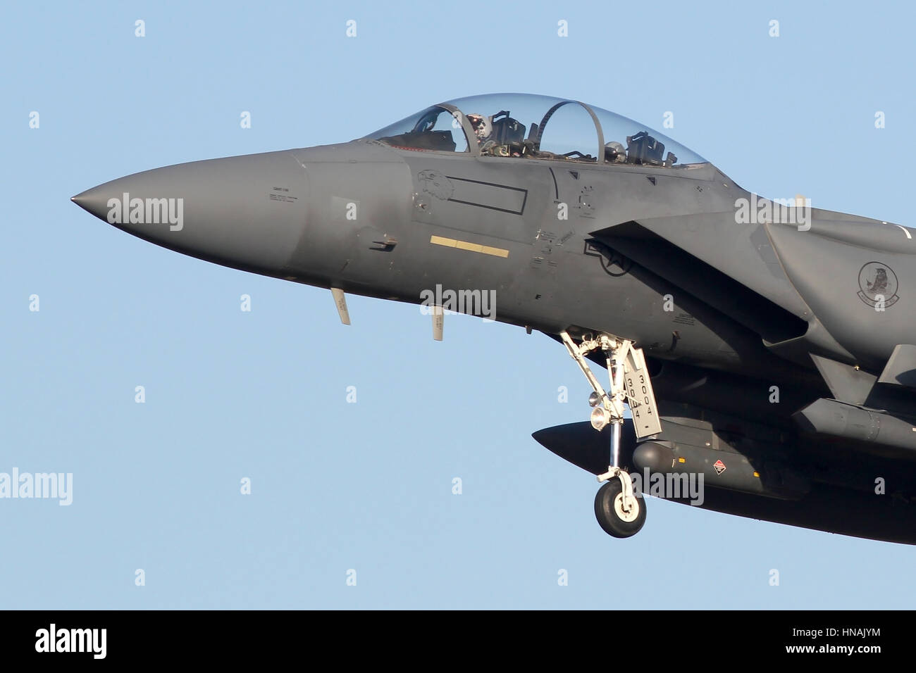 Nahaufnahme von der Nase ein 48th Kämpfer-Flügel F-15E landet auf dem RAF Lakenheath in der Weihnachtszeit im Jahr 2014 fliegen. Stockfoto