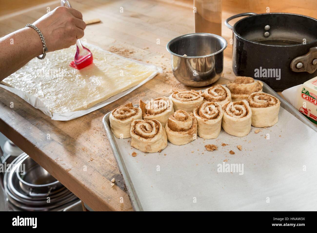 So dass Zimt Brötchen, Squam Lake Inn und Marktplatz, NH. Stockfoto