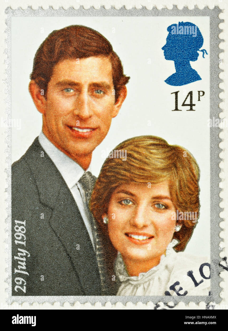 Vereinigtes Königreich - ca. 1981: A britische verwendete Briefmarke feiert die königliche Hochzeit von Prinz Charles und Lady Diana Spencer Stockfoto