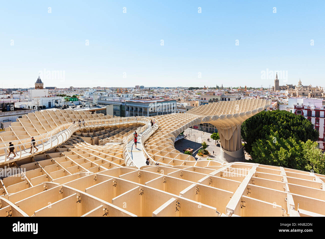 Sevilla, Spanien - 1. Mai 2016: Sevilla Stadtbild von der oberen Plattform des Metropol Parasol Gebäude am Plaza De La Encarnación aus gesehen Stockfoto