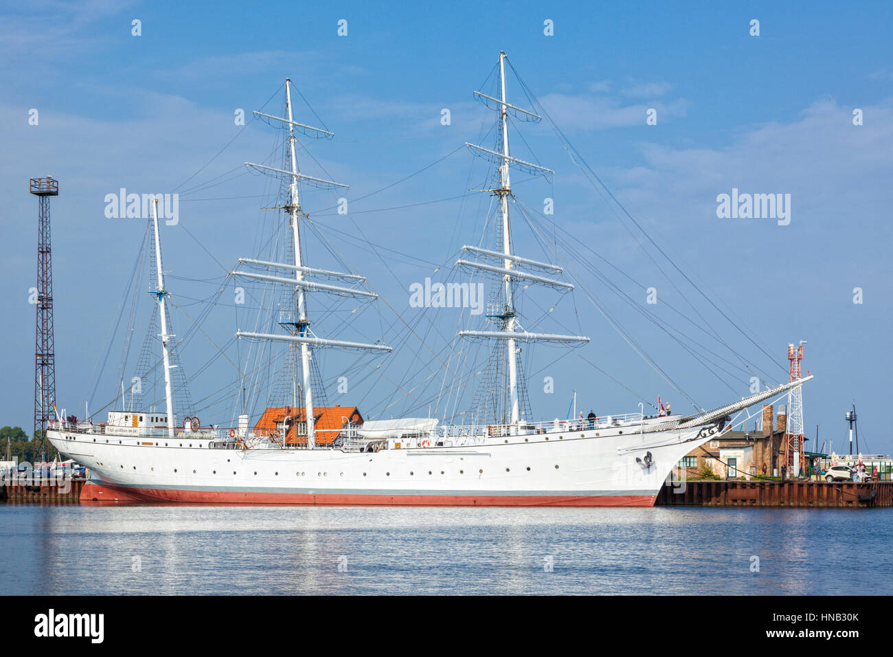 Stralsund, Deutschland - 23. September 2016: Museumsschiff Gorch Fock I am Hafen von Stralsund. Die drei-Mast-Bark wurde gebaut, als Schule für Schiffe der Stockfoto