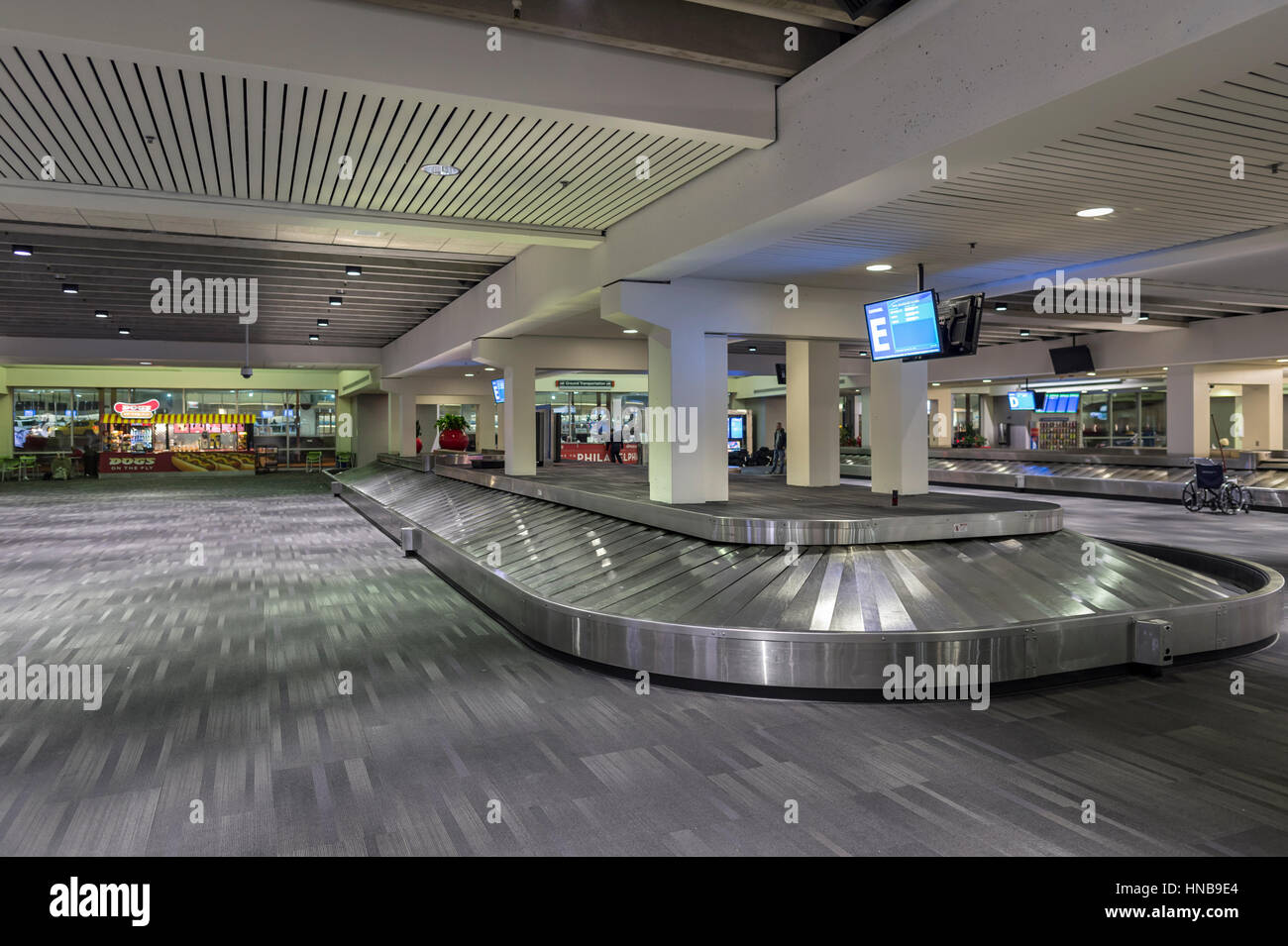 Leerer Gepäckbereich am Flughafen, Philadelphia Pennsylvania USA Stockfoto