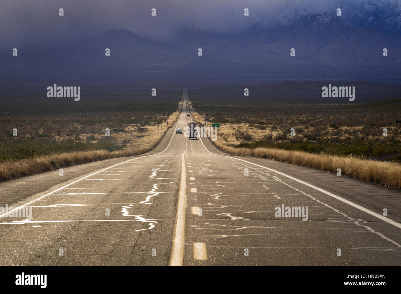 Lange geraden Autobahn, Arizona, USA Stockfoto