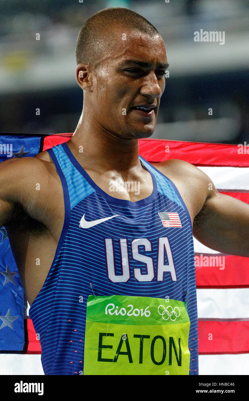 Rio De Janeiro, Brasilien. 18. August 2016.  Leichtathletik, Ashton Eaton (USA) Gewinner der Goldmedaille im Zehnkampf 1500m bei den Olympischen Sommerspielen 2016. © Pa Stockfoto