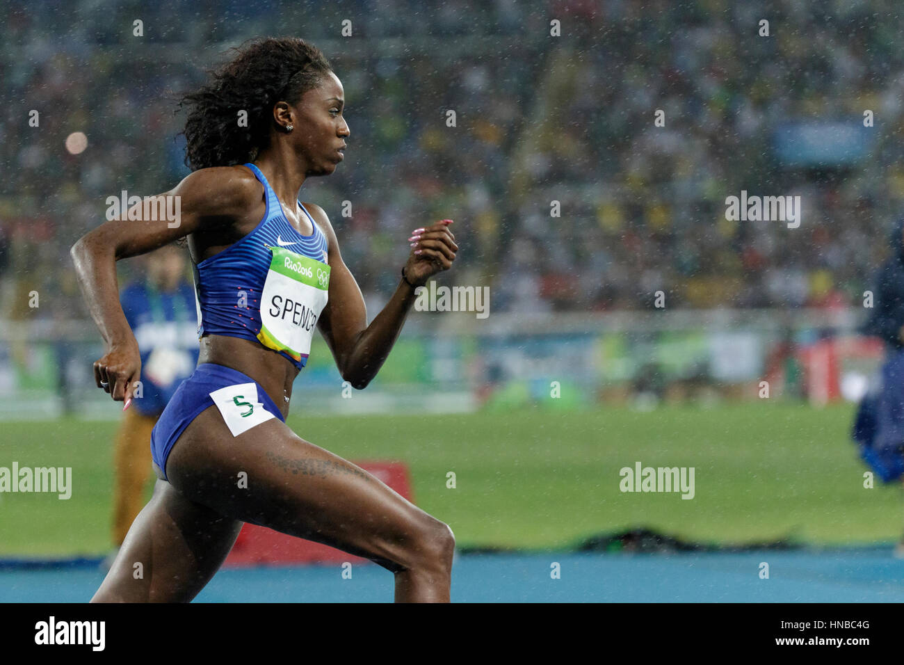 Rio De Janeiro, Brasilien. 18. August 2016.  Leichtathletik, Ashley Spencer (USA) im Wettbewerb der Frauen 400m Hürden Finale bei den Olympischen Sommerspielen 2016 Stockfoto
