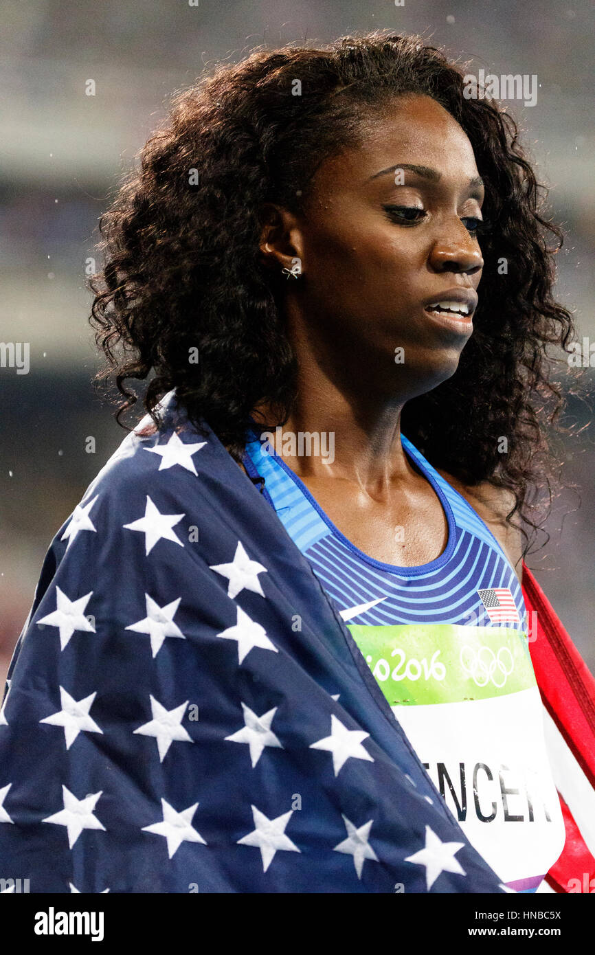 Rio De Janeiro, Brasilien. 18. August 2016.  Leichtathletik, Ashley Spencer (USA) gewinnt die Bronzemedaille im 400m Hürden Finale der Frauen bei den 2016 Olympic Stockfoto