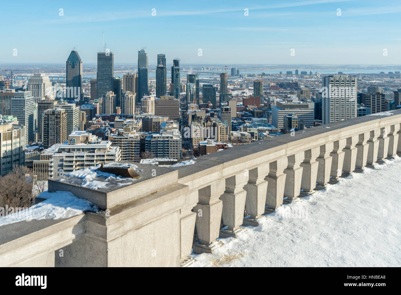 Montreal, CA - 10. Februar 2017: Skyline von Kondiaronk Belvedere Stockfoto