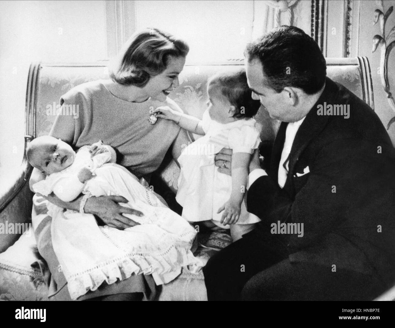 Prinz RAINIER III Tochter CAROLINE Sohn ALBERT & GRACE KELLY 1. Mai 1958 Stockfoto