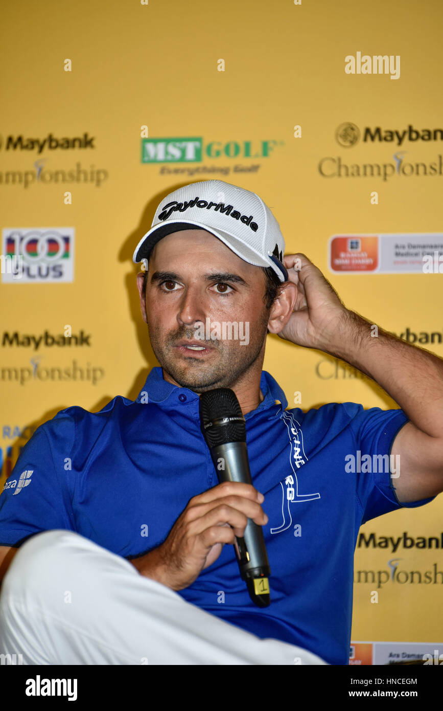 Kuala Lumpur. 12. Februar 2017. Fabrizio Zanotti (Paraguay) machte einen Adler auf dem letzten Loch gewinnt seinen zweiten European Tour-Titel auf der Maybank WM 2017 im Saujana Golf and Country Club am 12. Februar 2017 in Kuala Lumpur, Malaysia. Bildnachweis: Chris JUNG/Alamy Live-Nachrichten Stockfoto