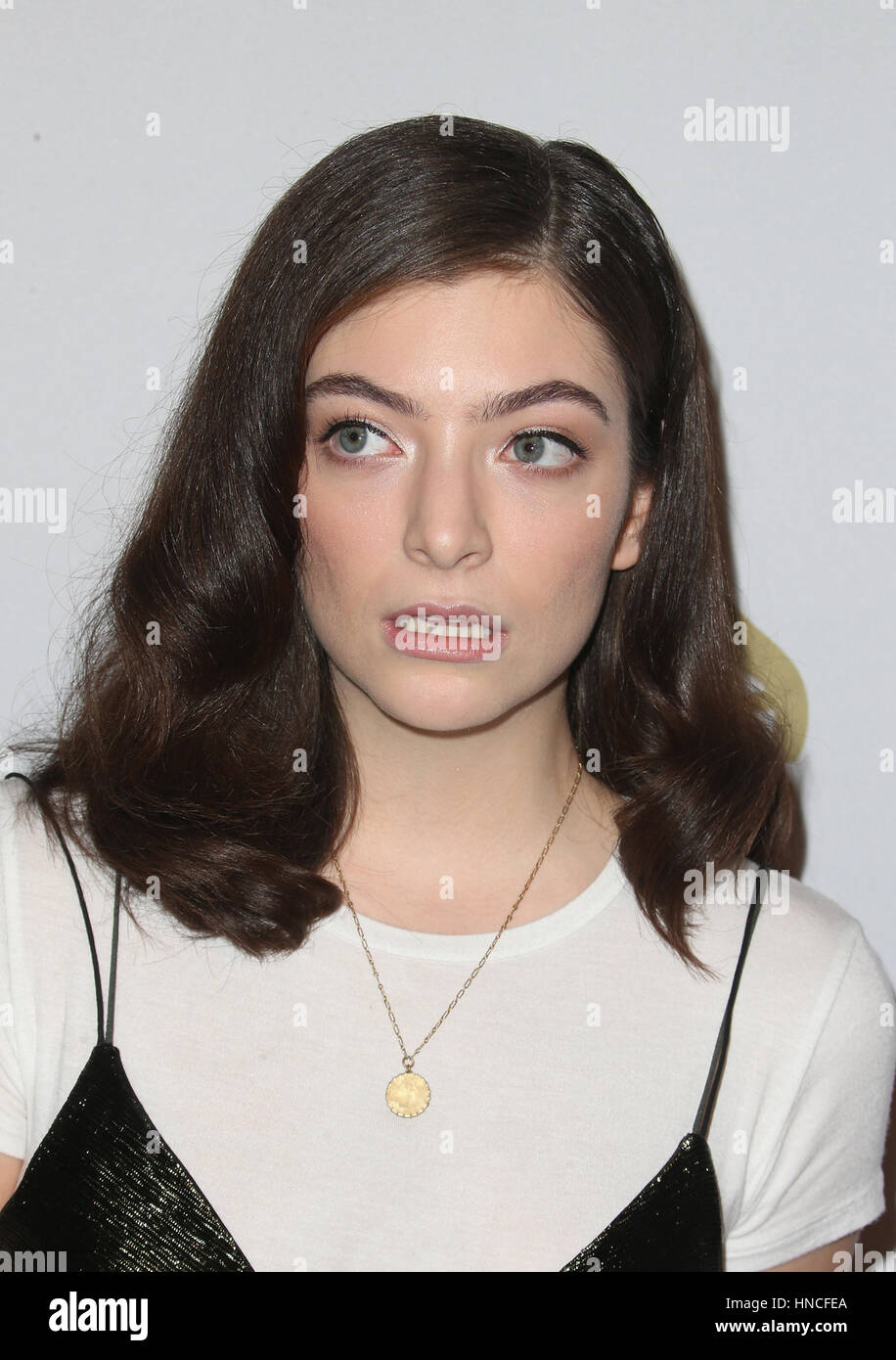 Beverly Hills, CA. 11. Februar 2017. Lorde, Pre-GRAMMY-Gala und Gruß an Industrie Ikonen Debra Lee im Beverly Hilton Hotel In Kalifornien am 11. Februar 2017 zu Ehren. Stockfoto