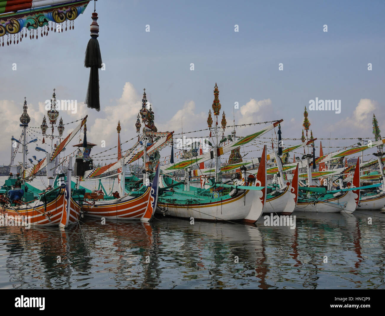 Indonesien, Ost-Java, Banyuwangi, Muncar Hafen. Eine traditionelle Hafen in Banyuwangi, Indonesien. Stockfoto