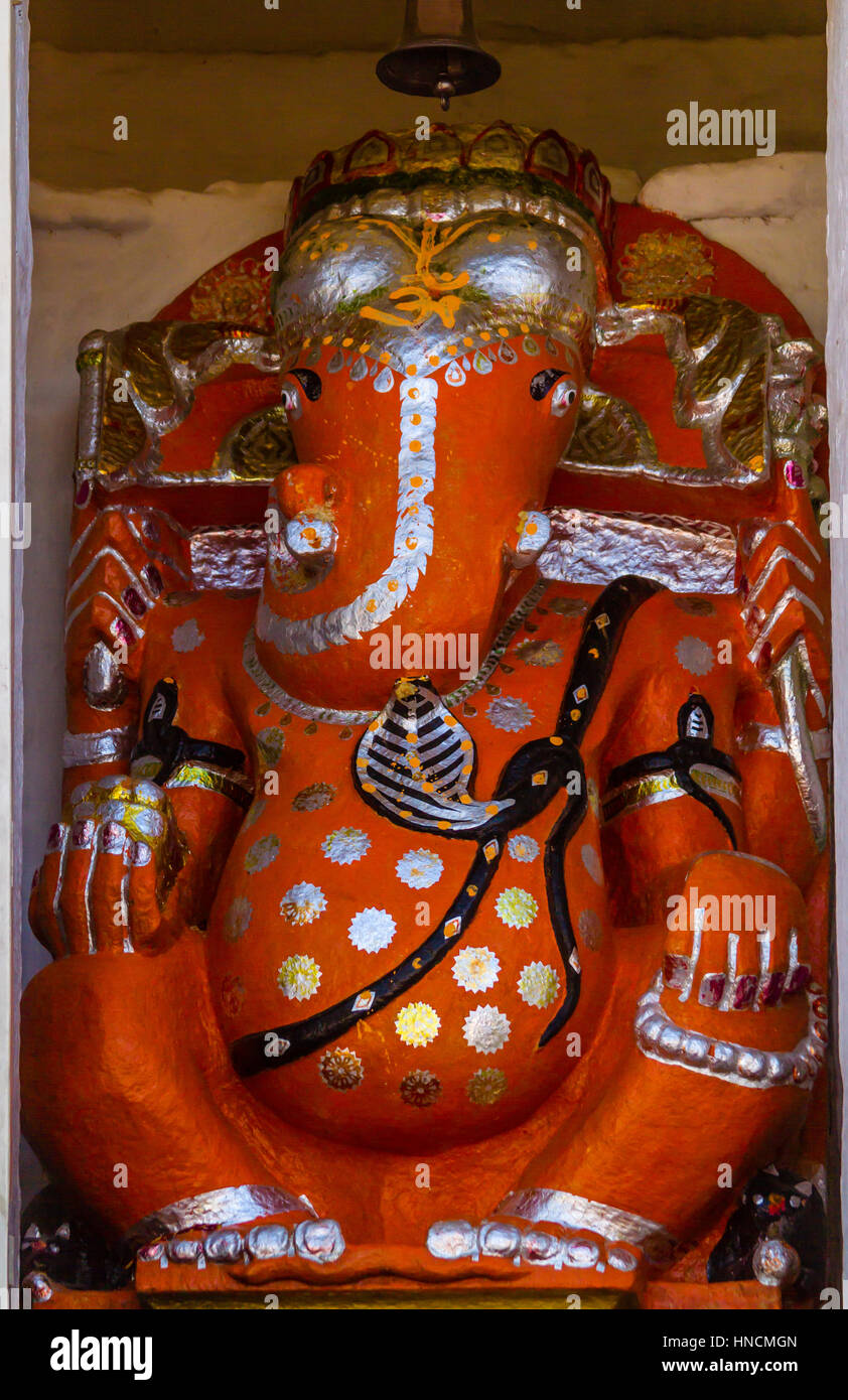Ein Tempel Schrein Gehäuse eine Gottheit des Hindu-Gottes Ganesh in Jodhpur Stockfoto