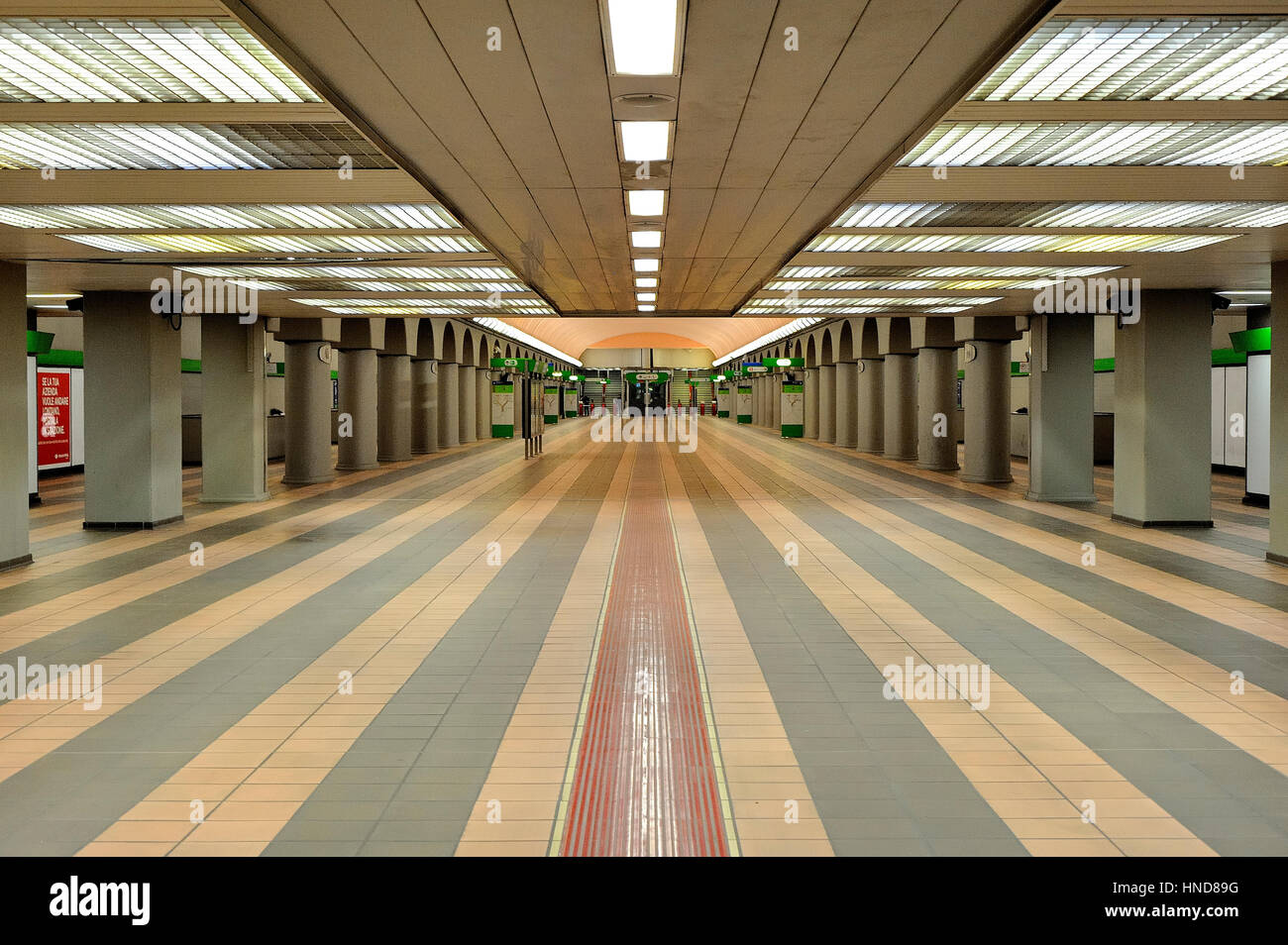 Mailand Passante Ferroviario u-Bahn Bahnhof Stockfoto