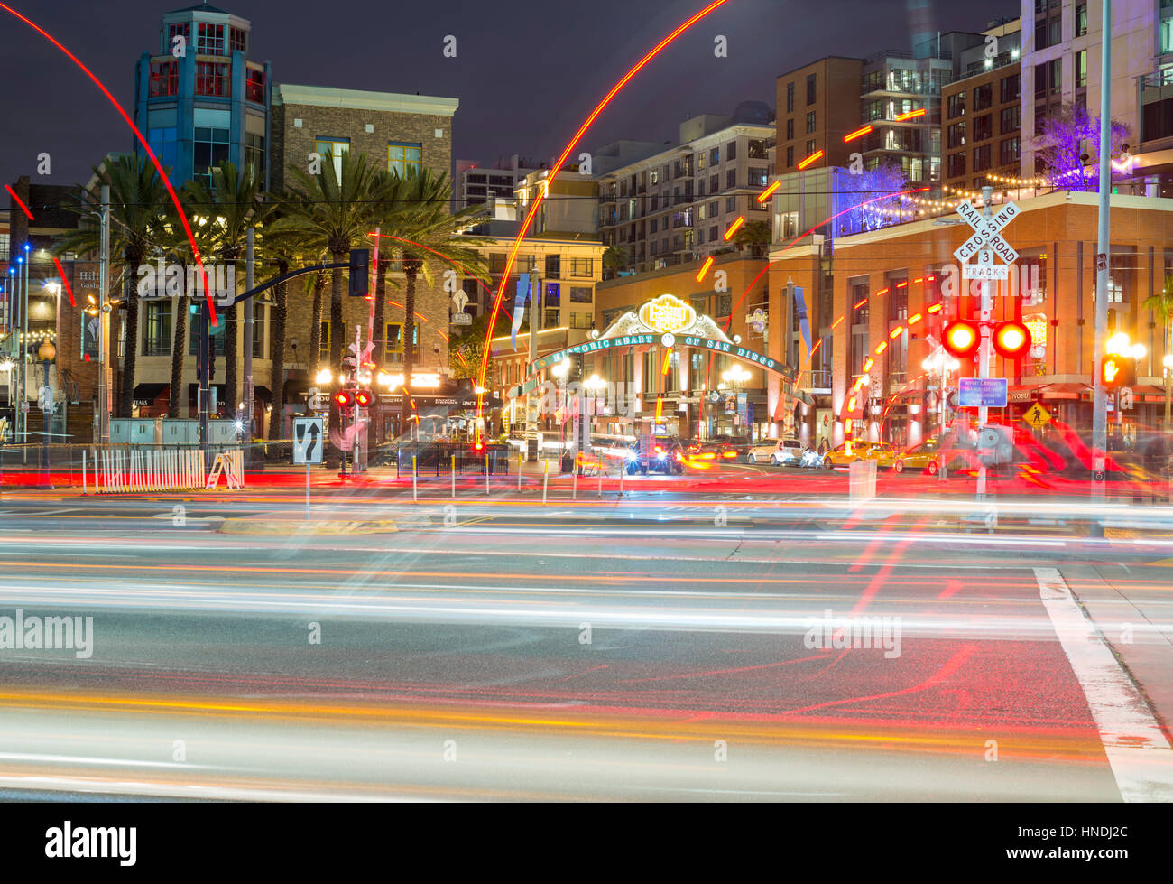Downtown City Szene in der Nacht. San Diego, Kalifornien, USA. Stockfoto