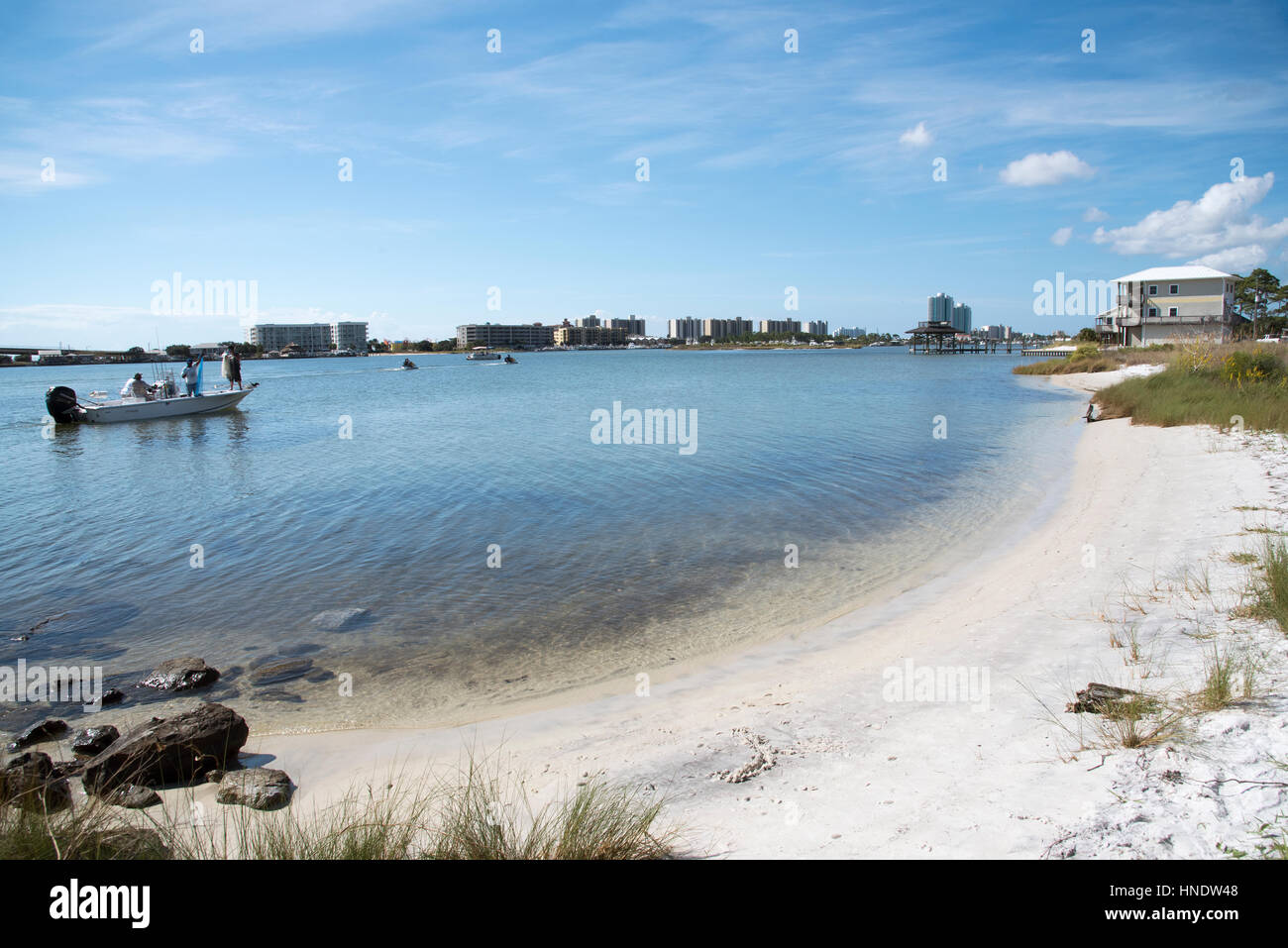 Kleiner Strand am Boggy Punkt Landung Orange Beach Alabama USA Stockfoto