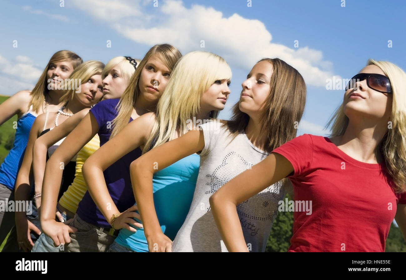 Model Release, Jugendliche Maedchen - Mädchen im Teenageralter Stockfoto