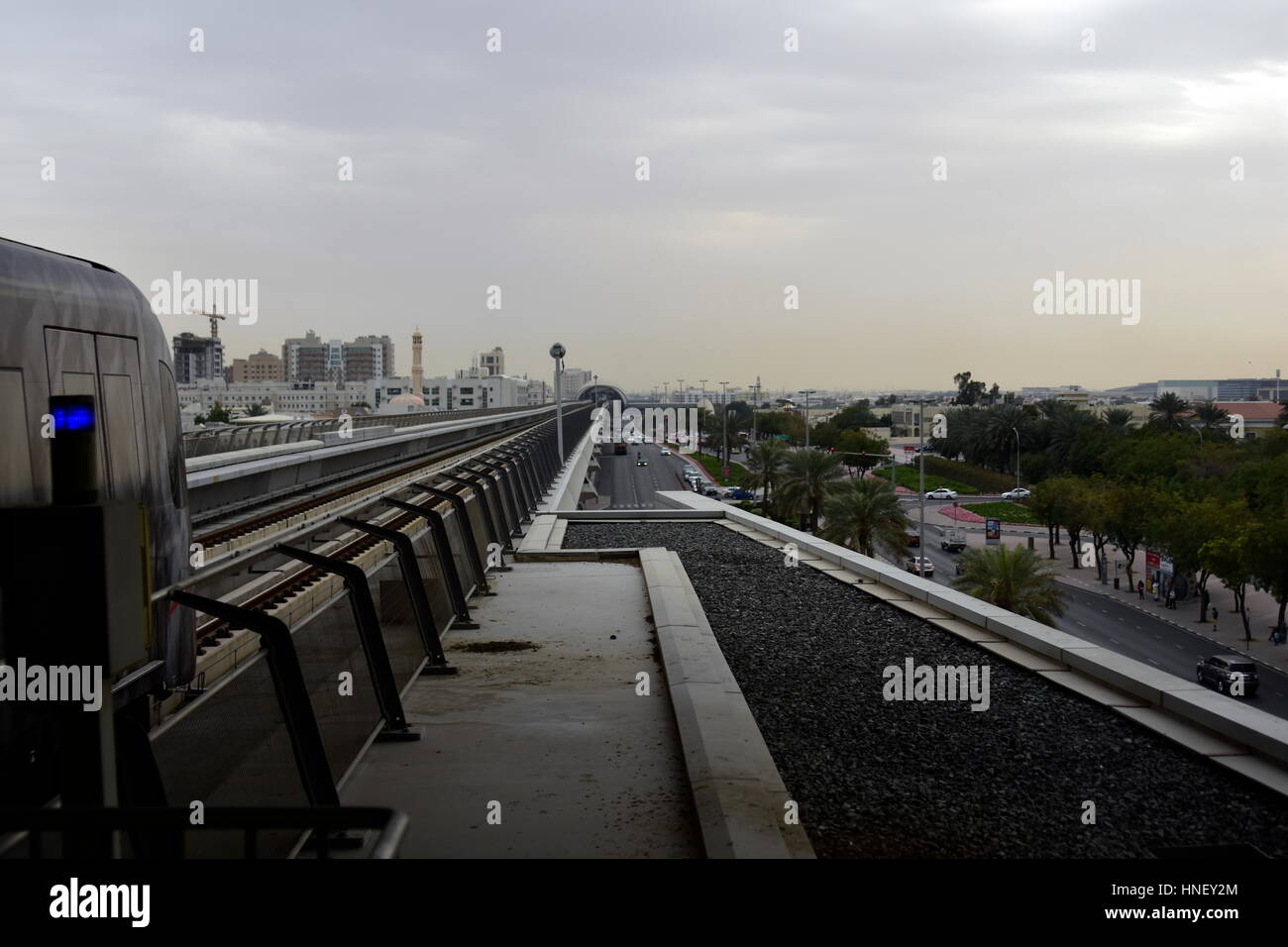 Dubai, Vereinigte Arabische Emirate - 11. Februar 2017, die Dubai Metro ist eine vollautomatische, fahrerlose u-Bahn-Netz in Dubai, Vereinigte Arabische Emirate Stockfoto