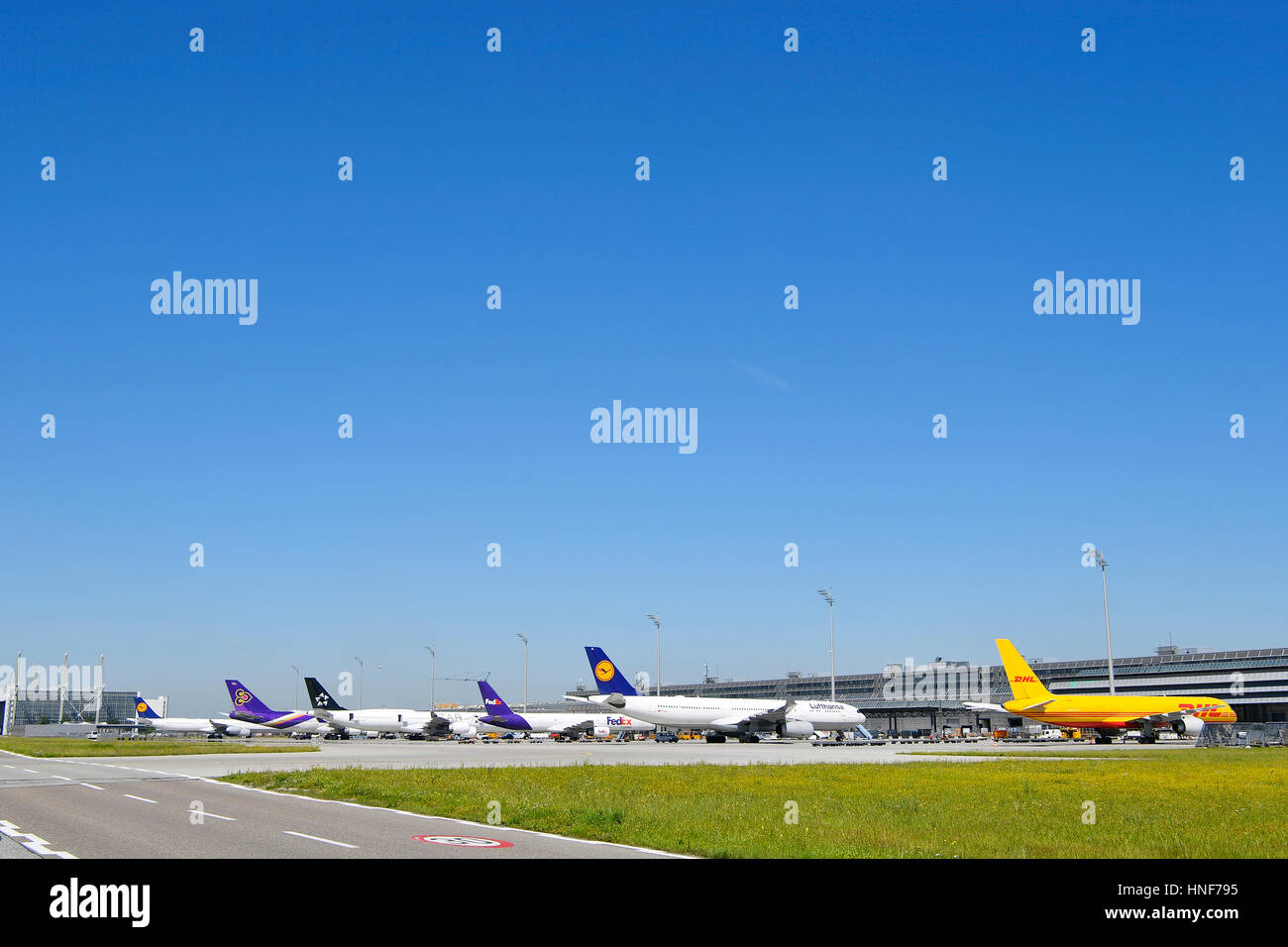 Flugzeuge, Flugzeug, Line Up, Cargo, Übersicht, Flugzeug, MUC, EDDM, Flughafen München, Erding, Freising, München Stockfoto