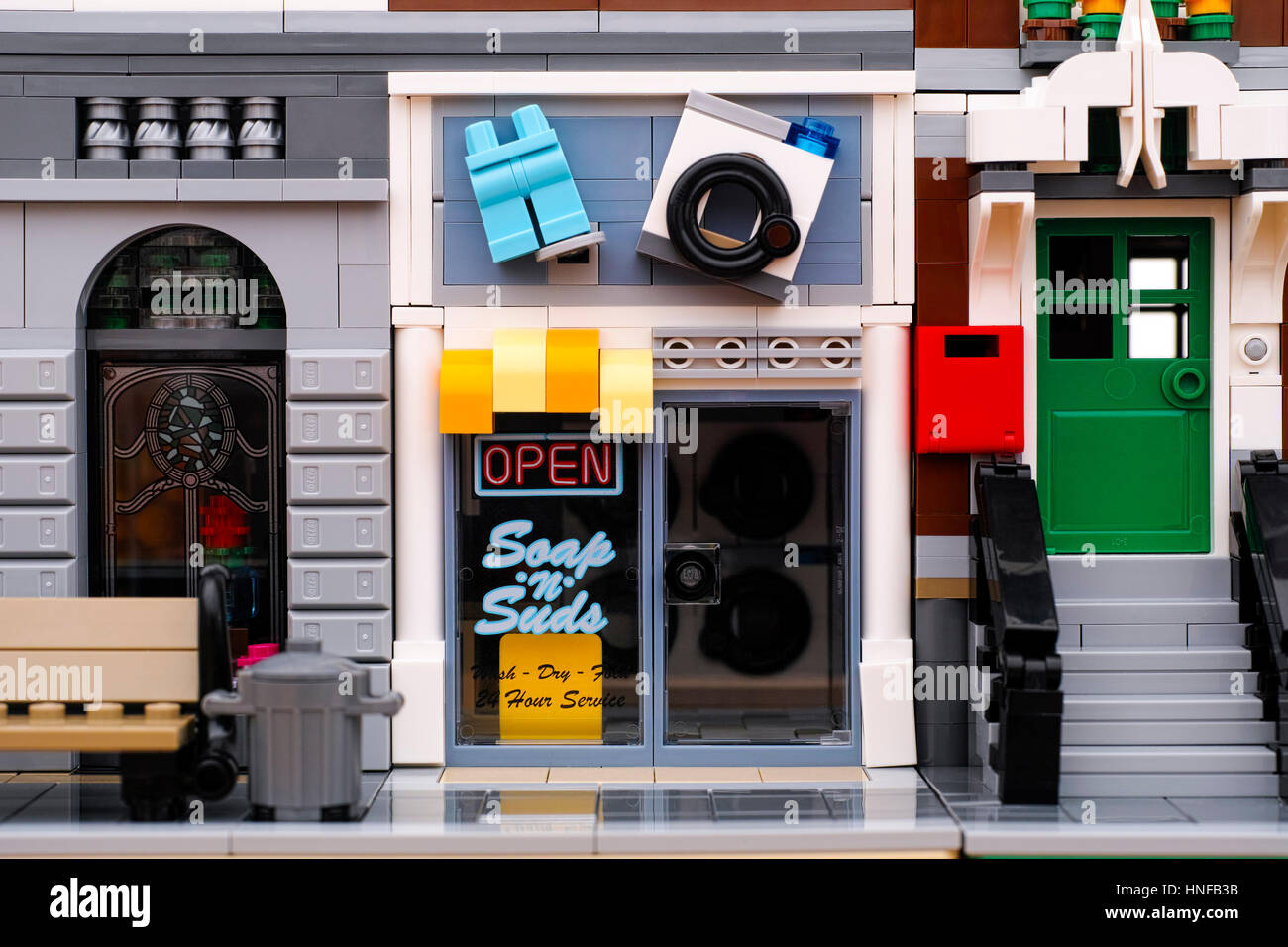 Tambow, Russische Föderation - 21. Januar 2017 Lego Wäsche aufbauend auf der Straße. Studio gedreht. Stockfoto