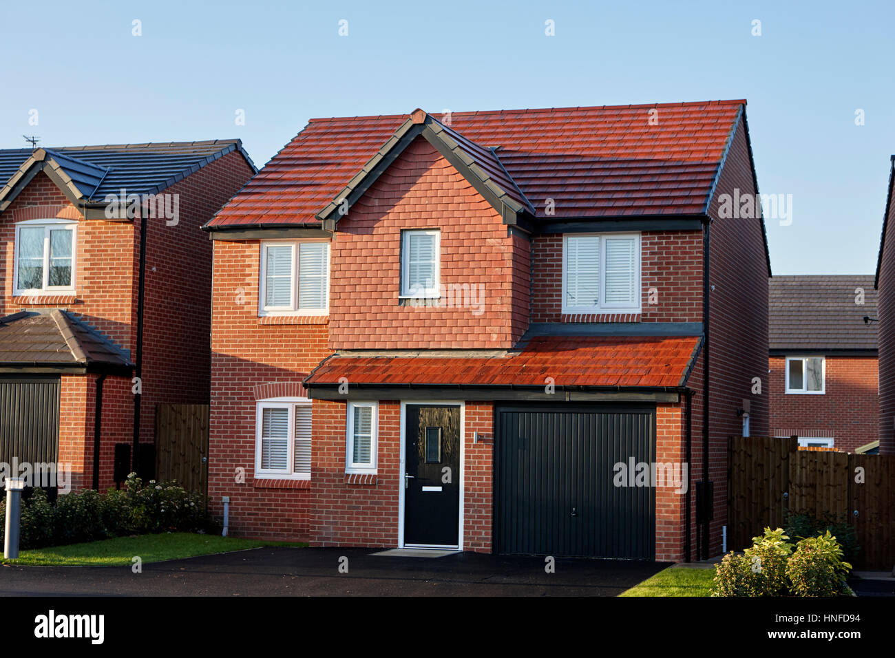 nicht verkaufte Haus in Neubausiedlung Starter Häuser in Kirkby Liverpool uk Stockfoto