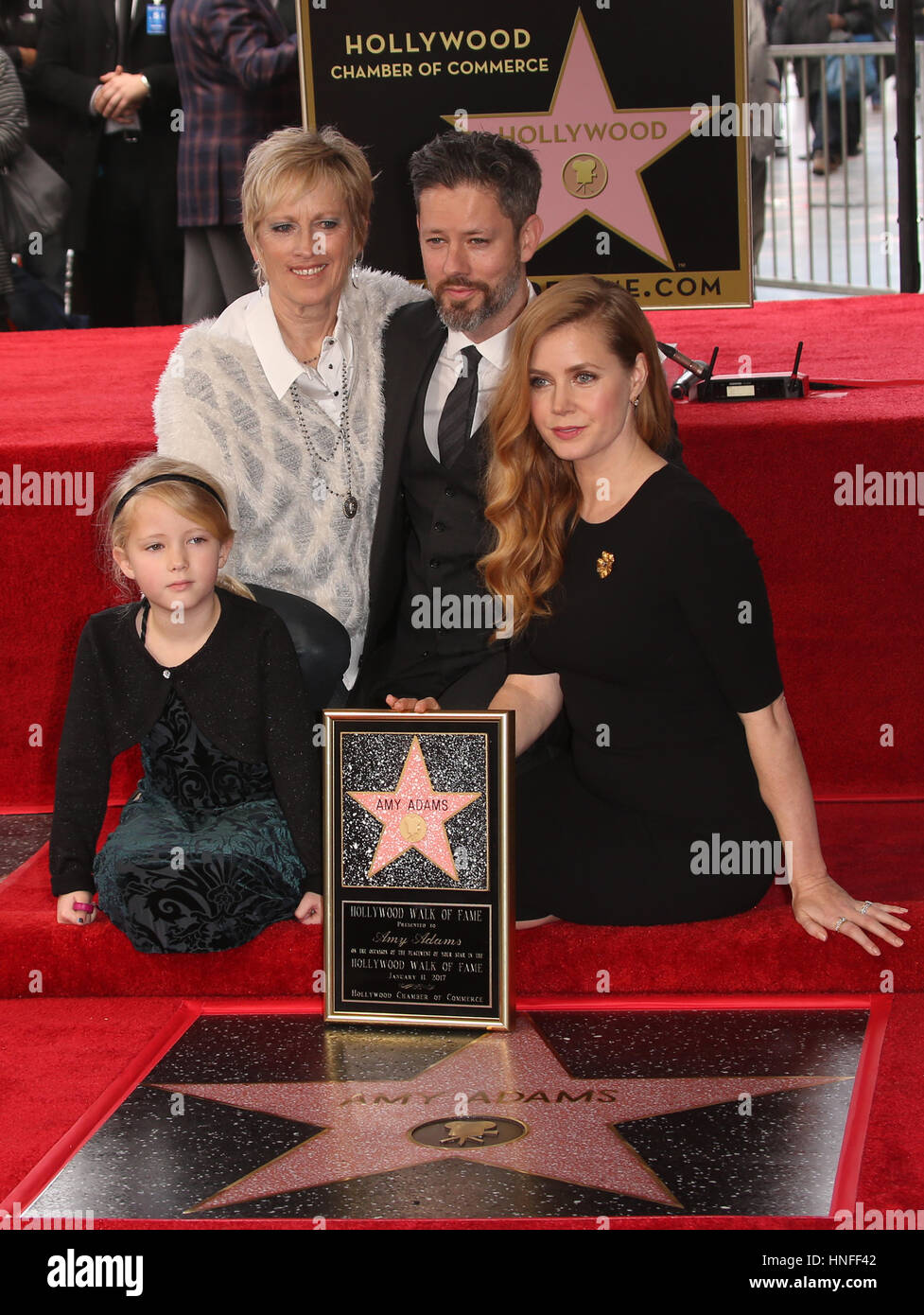 Amy Adams geehrt mit Stern auf dem Hollywood Walk Of Fame mit: Kathryn Adams, Amy Adams, Aviana Le Gallo, Darren Le Gallo wo: Hollywood, Kalifornien, Vereinigte Staaten, wann: 11. Januar 2017 Kredit: FayesVision/WENN.com Stockfoto