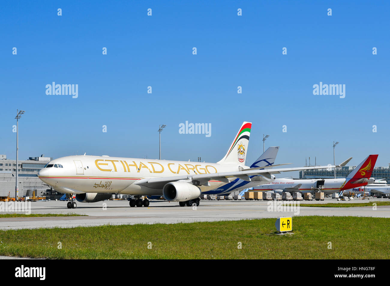 Etihad Cargo, Airbus, eine 330, Erding, Freising, München, Flughafen München, MUC, EDDM Stockfoto