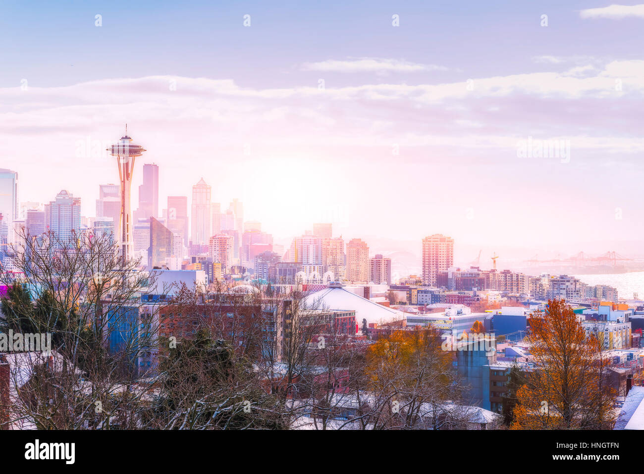 Raum Nadel im Morgenlicht, in Downtown Seattle, schießen aus Kerry Park Sicht, im Winter, Washington, USA. Stockfoto