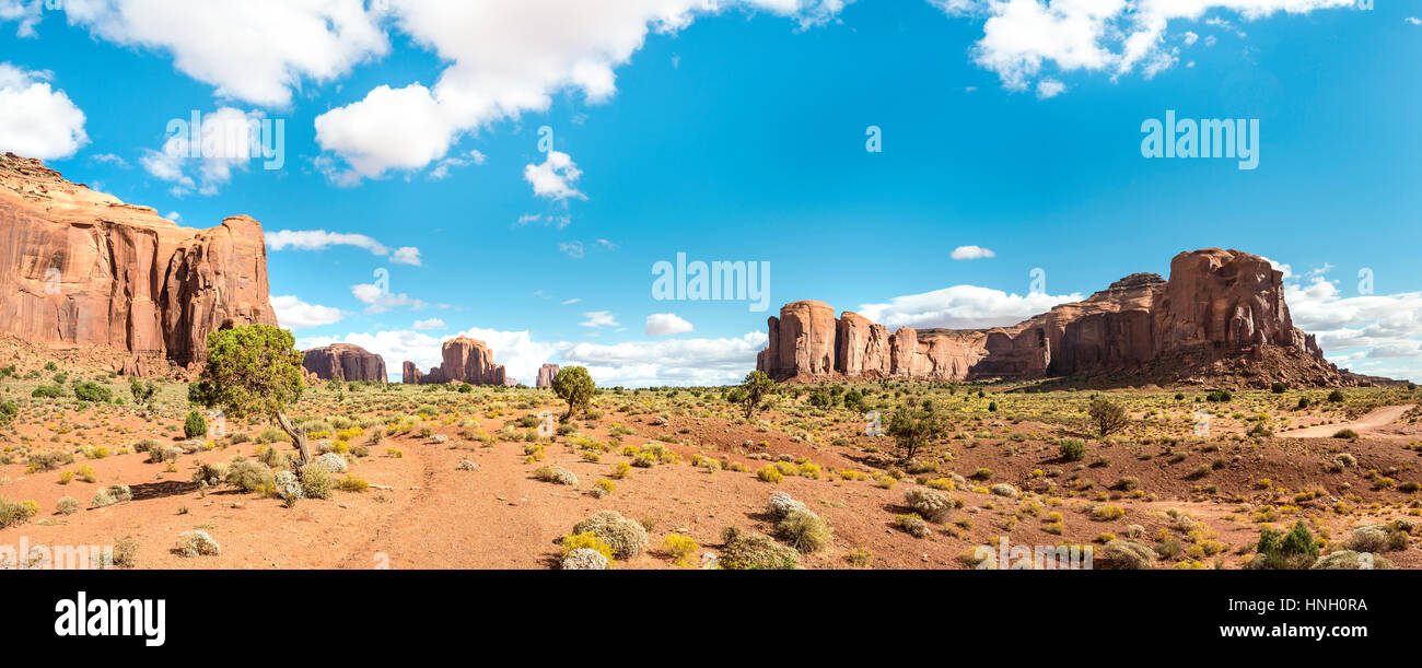 Scenic Drive, Mesas, Monument Valley, Monument Valley Navajo Tribal Park, Navajo Nation, Arizona, Utah, USA Stockfoto