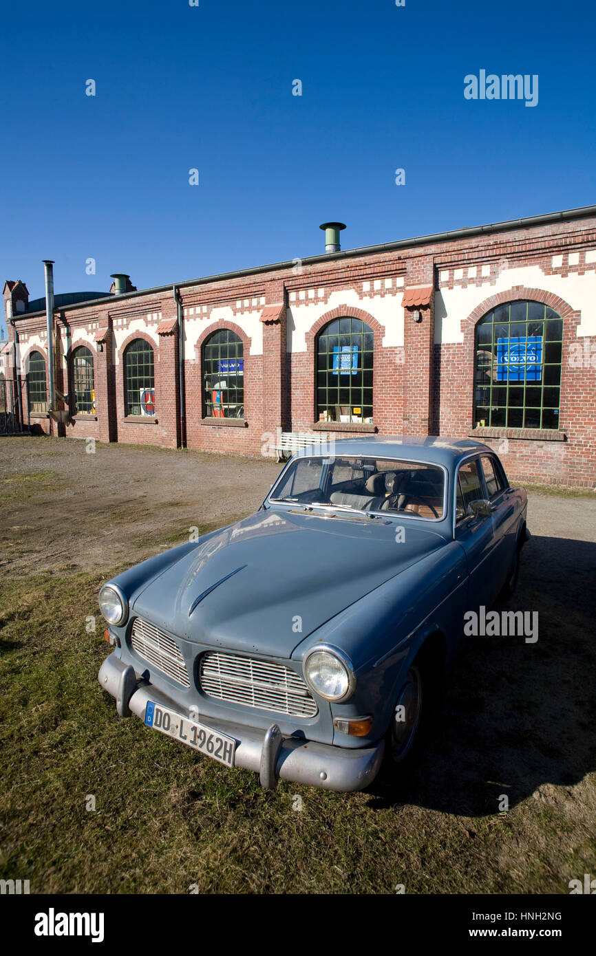 Altes volvo auto -Fotos und -Bildmaterial in hoher Auflösung – Alamy