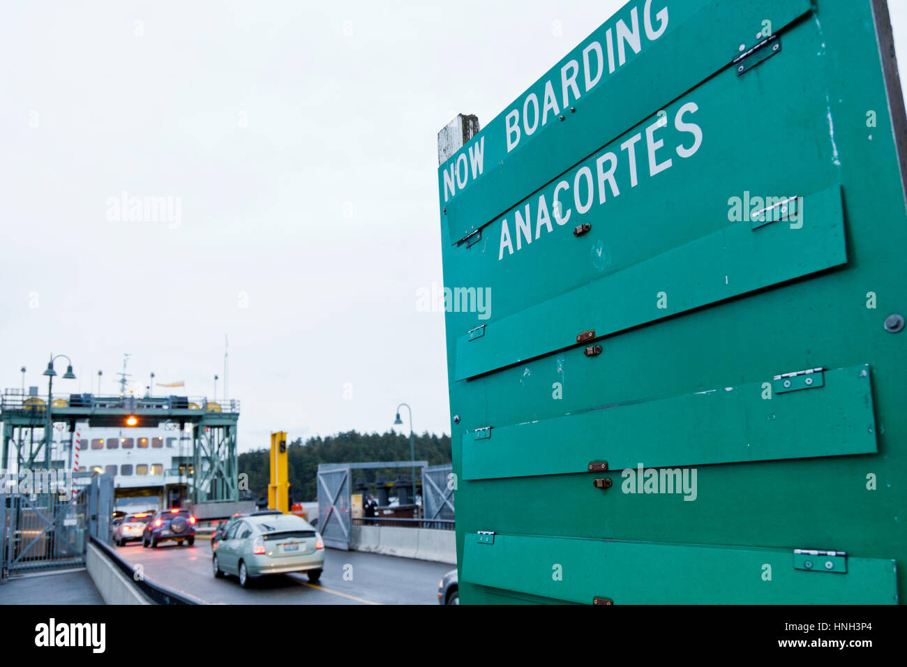 Fähre in Freitag angedockt Hafen, San Juan Island Washington State USA Stockfoto