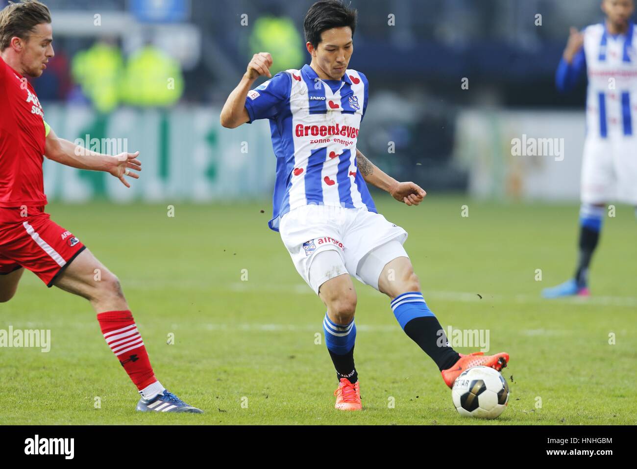 Heerenveen, Niederlande. 12. Februar 2017. Yuki Kobayashi (Heerenveen) Fußball: Niederländische "Eredivisie" match zwischen SC Heerenveen 1-2 AZ im Abe Lenstra Stadion in Heerenveen, Niederlande. Bildnachweis: Mutsu Kawamori/AFLO/Alamy Live-Nachrichten Stockfoto