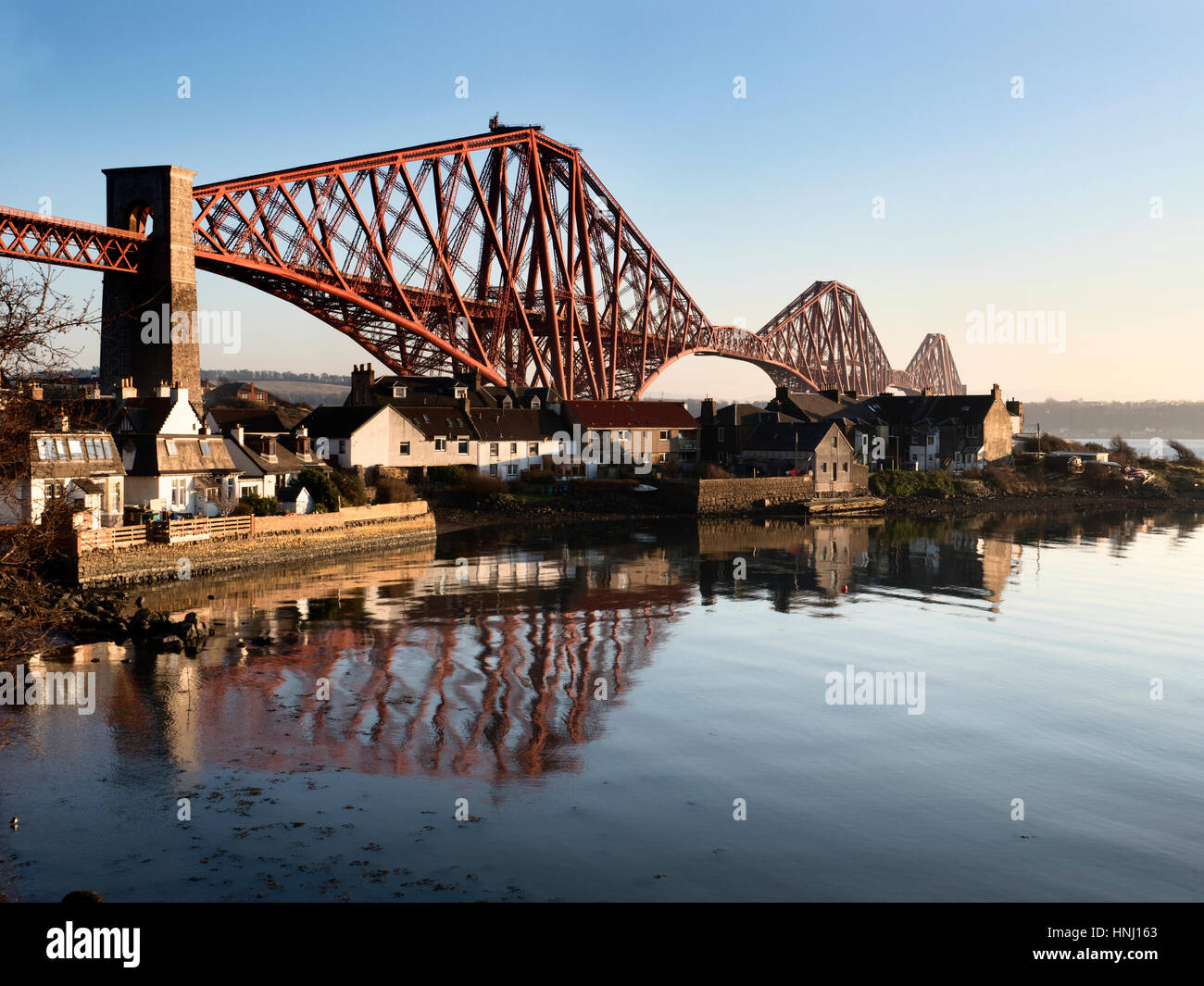Forth-Brücke von West Bay in North Queensferry Fife Schottland Stockfoto