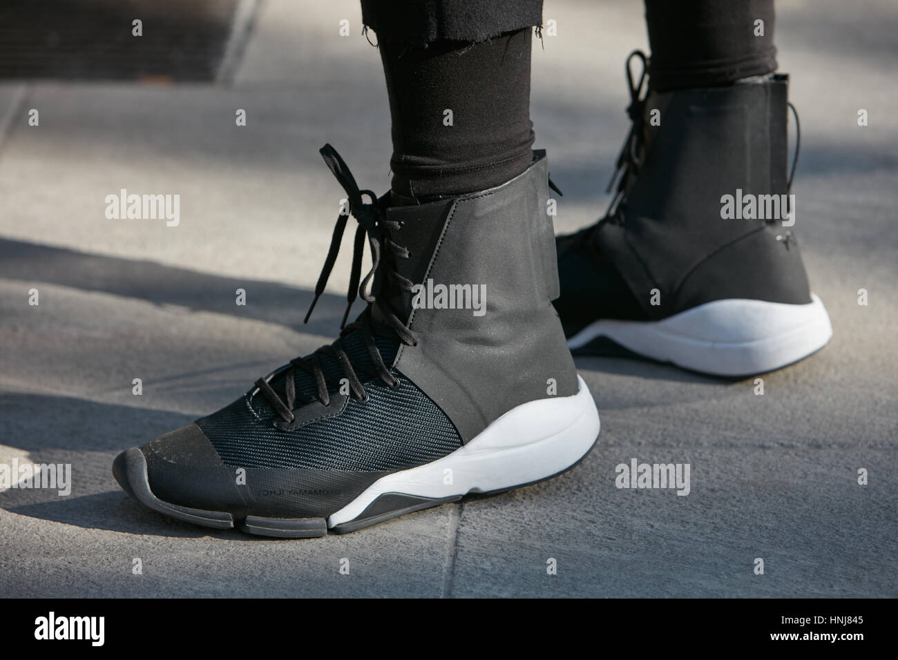 Yamamoto shoes -Fotos und -Bildmaterial in hoher Auflösung – Alamy