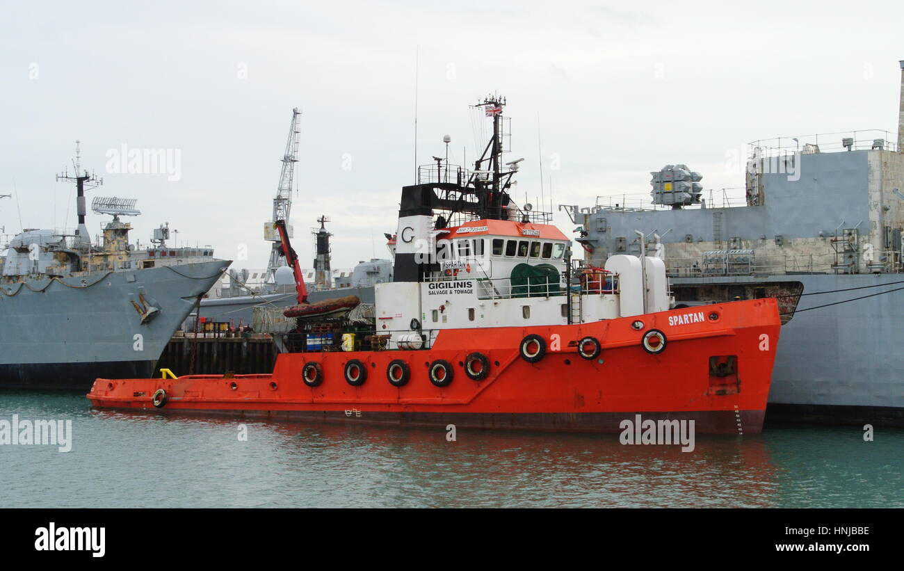 Gigilinis Versand Bergung Tug Spartan vertäut im Hafen von Portsmouth Stockfoto