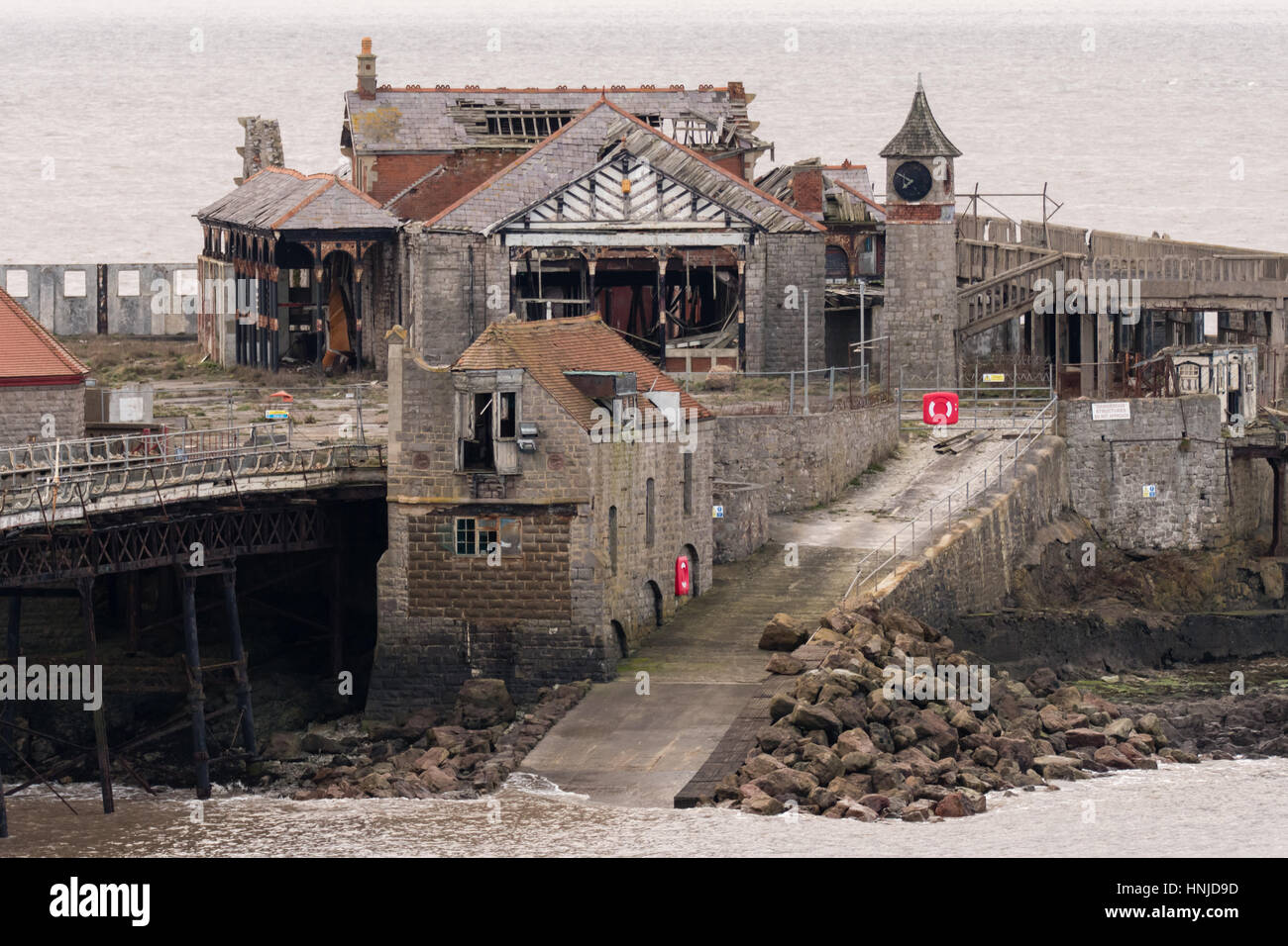Birnbeck Pier, Weston-Super-Mare, Somerset, UK. Baufälligen Pier im Südwesten Englands.  Die historische Struktur ist das Ziel der Erhaltung Kampagne Stockfoto